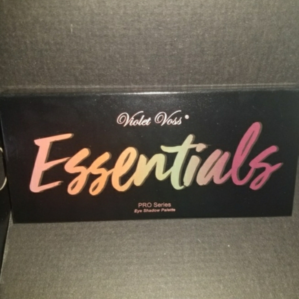 Eyeshadow palette